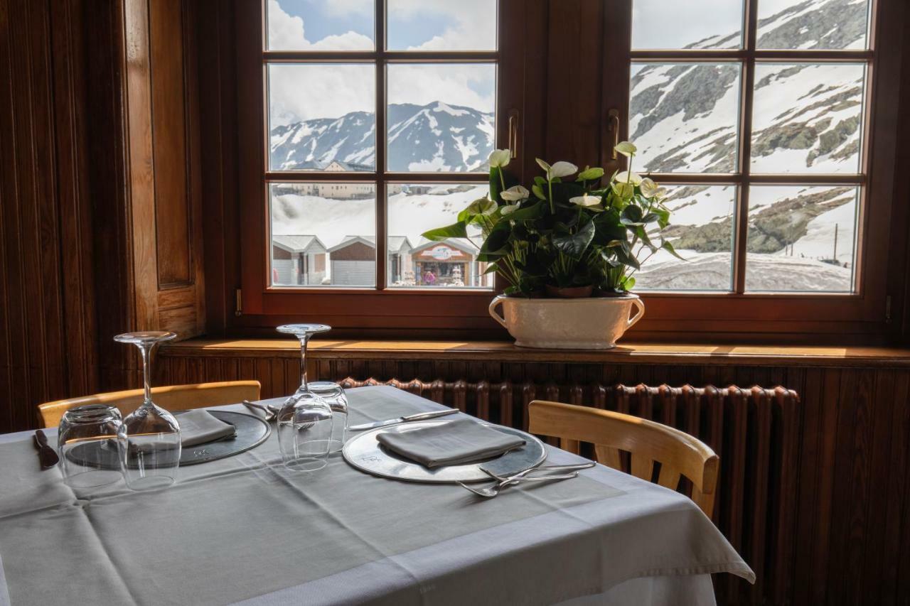Albergo Italia Saint-Rhemy-En-Bosses Exteriör bild